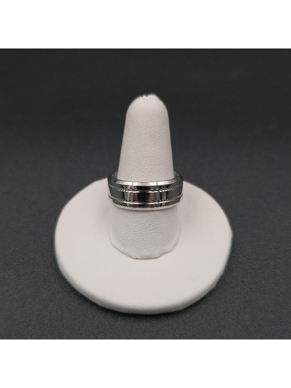 Size 8 Stainless Steel Sleek Lined Unisex Band Ring A7455